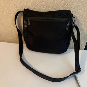 Travelon Black Messenger Bag